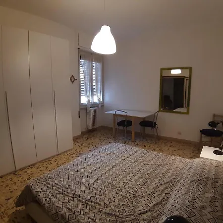 Private In Novoli With Shared Bathroom